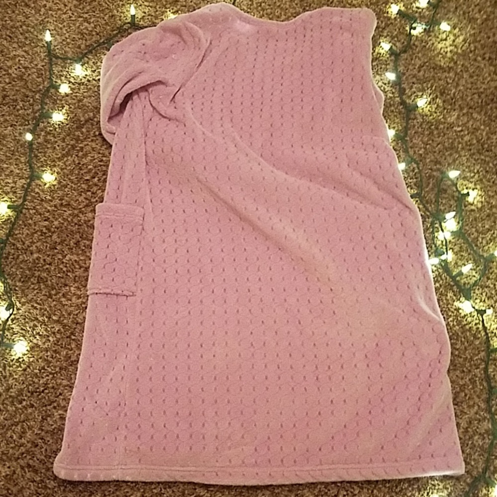 Purple robe - Picture 2 of 2